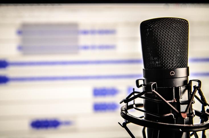 pixabay_microphone-338481_1920_TheAngryTeddy.jpg Ein Mikrofon.
